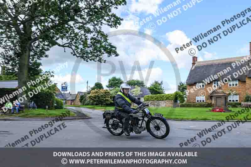 Vintage motorcycle club;eventdigitalimages;no limits trackdays;peter wileman photography;vintage motocycles;vmcc banbury run photographs